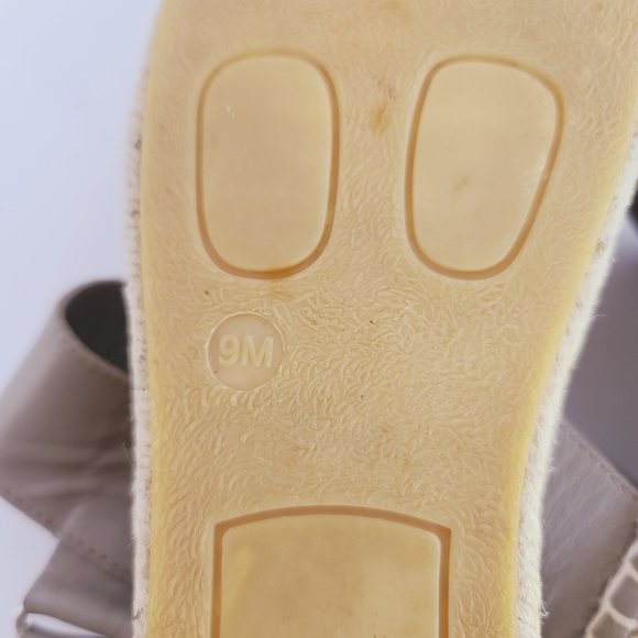 Vince | Emilia Espadrille Platform Sandal - Picture 15 of 16